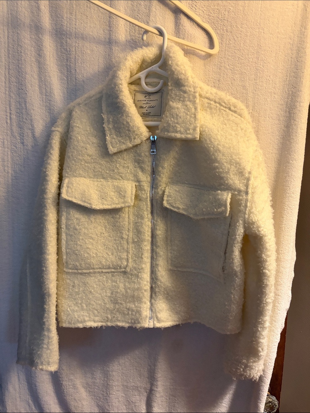 Cream Sherpa Zip-Up Jacket with Chest Pockets - Unbranded